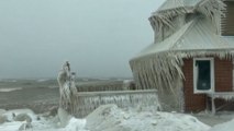 Tempête aux États-Unis : ce restaurant pris dans les glaces par le «blizzard du siècle»