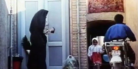 Le Ballon blanc Bande-annonce (EN)