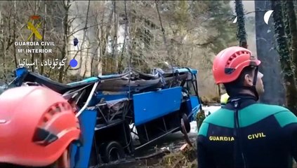 العثور على جثة سابعة اثر حادث الحافلة في شمال غرب إسبانيا