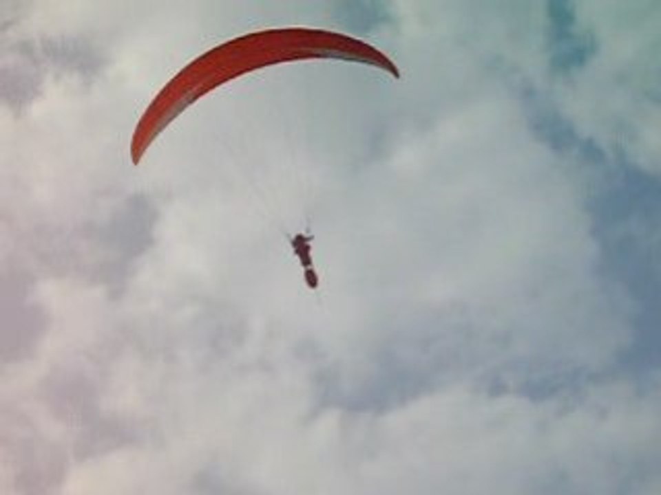 Décollage au treuil en parapente