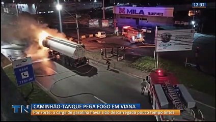 Caminhão-tanque pega fogo na BR-101