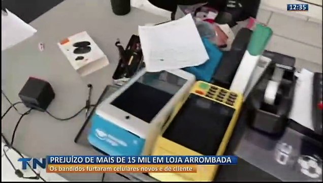 Loja de celulares é arrombada e dono tem prejuízo de R$ 15 mil