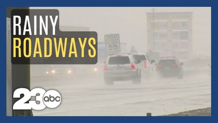 Holiday travelers switch from flying to driving despite rain