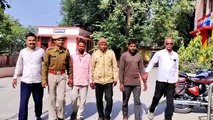 बलात्कार के मामले में झूठा फंसाने के आरोपियों को पकड़ा दम्पती समेत चार गिरफ्तार