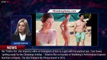 104754-mainMark Wahlberg shows off toned physique during a Christmas vacation beach