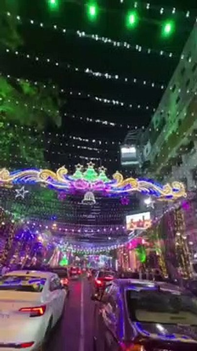 #Park Street #kolkata decked up in twinkling lights and mesmerizing decorations