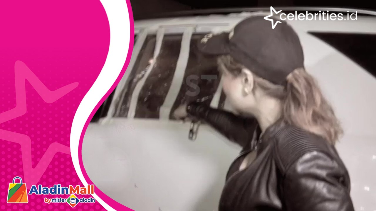 Barbie Kumalasari Kena Musibah, Mobil Mewahnya Dibobol Maling