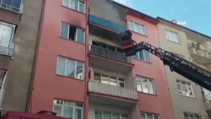 Malatya'da apartmanda çıkan yangın paniğe neden oldu: 6 kişi tahliye edildi