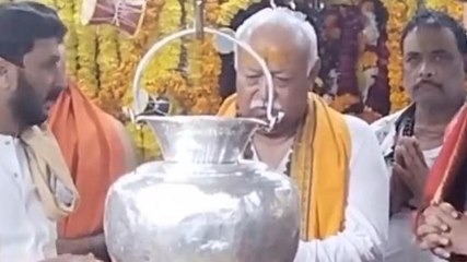 उज्जैन: संघ प्रमुख भागवत ने किए महाकाल के दर्शन,चांदी के स्तंभ का अनावरण करेंगे