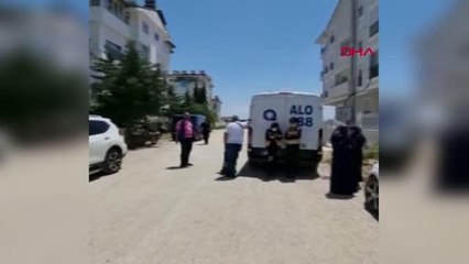 EVDE BIÇAKLANARAK ÖLDÜRÜLEN 2 YAŞINDAKİ BETÜL'ÜN BABASI EŞİMDEN DAVACIYIM