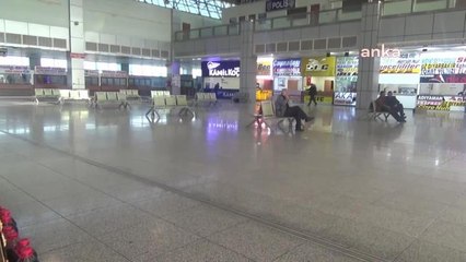 Osmaniyeli Otogar Esnafı: "Millet Otogara Gelip de Bir Şey Alıp Yolculuk Yapacak Durumda Değil"