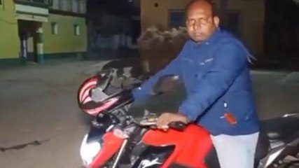 বীরভূমঃ 'শিবের লক্ষাধিক টাকার নতুন বাহন',প্রশ্ন ছুঁড়তেই রেগে আগুন শিব ঠাকুর !