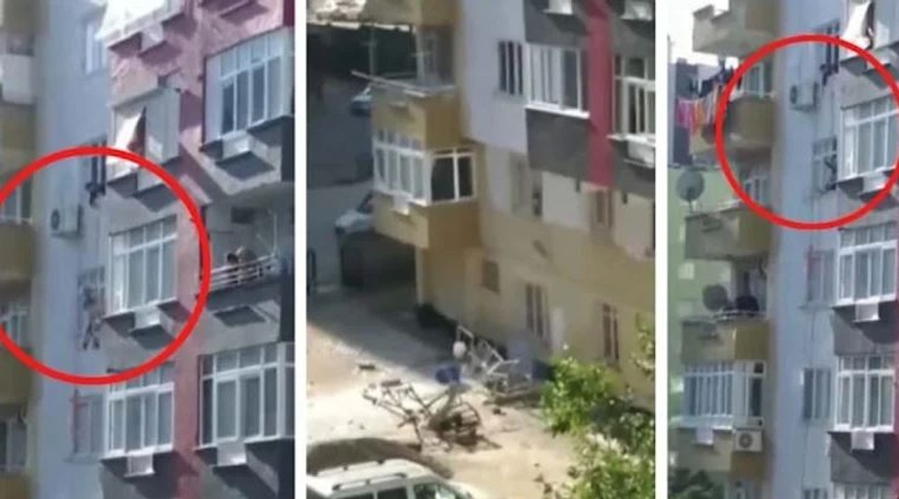 İskele çökünce işçi emniyet sayesinde havada asılı kaldı