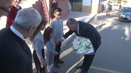 Antalya'da öğrencilere 1 yılda 40 bin spor malzemesi dağıtıldı