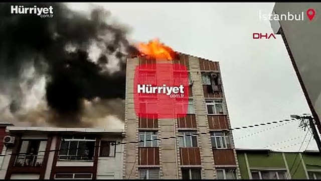 5 katlı binanın çatı katında yangın çıktı