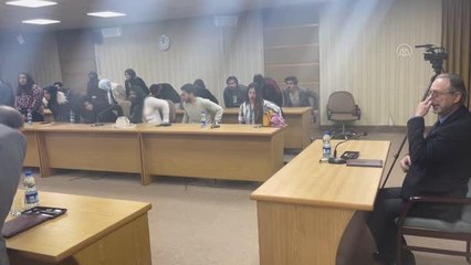 İSLAMABAD - Pakistan'da bir üniversitenin Türkçe bölümüne ait kütüphane yenilendi