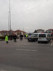 Minibüsündeki çiftçiye kırmızı ışıkta silahlı saldırı