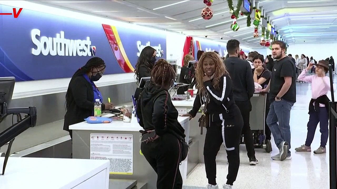 Southwest Faces Pressure From President and Transportation Authorities After 12,000+ Flight Cancellations and Counting