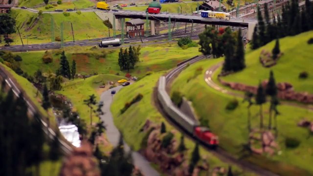 Hurdy Gurdy Bande-annonce (EN)