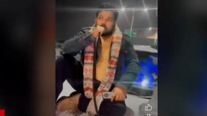 गाजियाबाद: 'नवाबी शौक' के अंदाज में युवक गाड़ी की छत पर बैठकर पी रहा हुक्का, वीडियो वायरल
