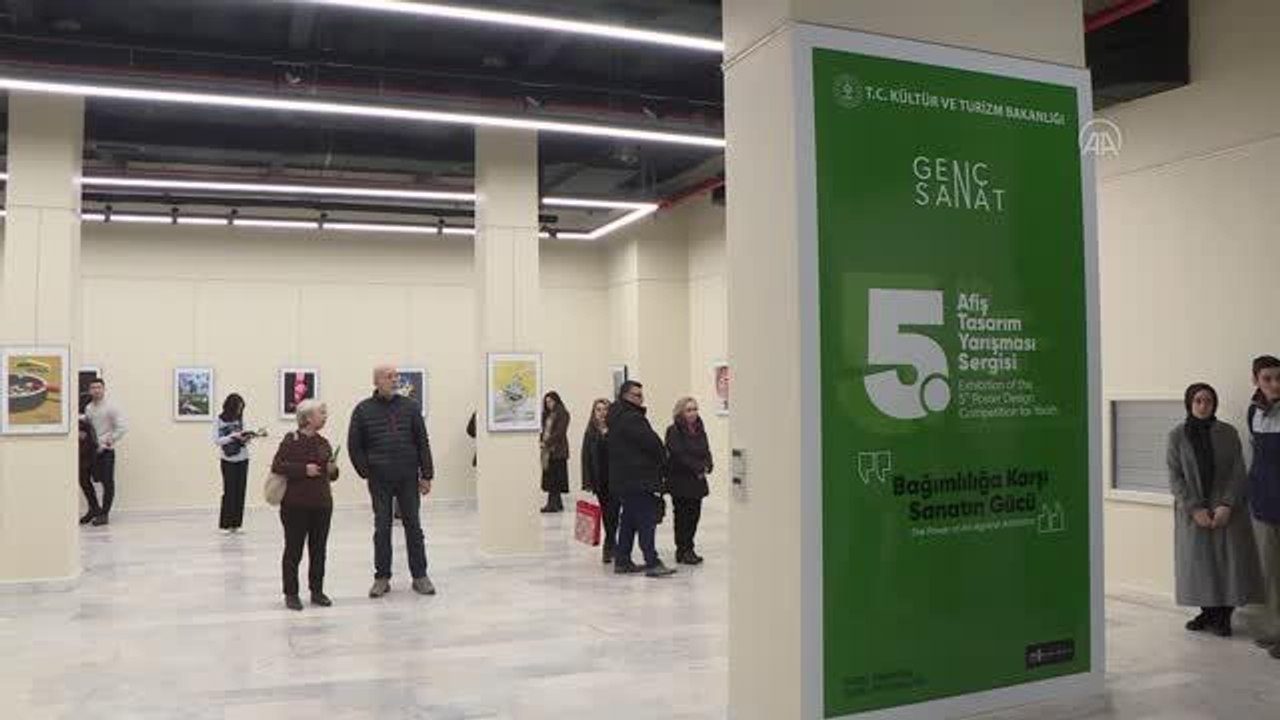 Kültür ve Turizm Bakanlığının "Genç Sanat: 5. Afiş Tasarım Yarışması"nda ödüller sahiplerini buldu