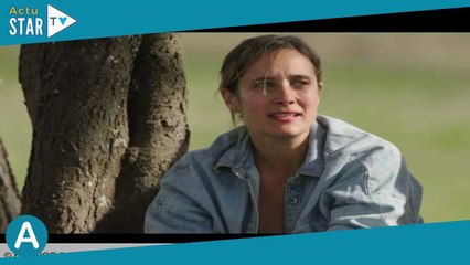 Julie de Bona très émue en se confiant sur cet événement « très triste » qui a marqué son enfance (Z