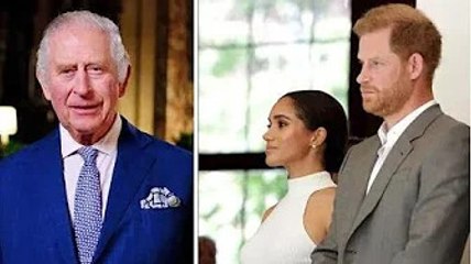 Le roi Charles snobe Meghan et Harry dans le discours de Noël – mais loue Kate et William