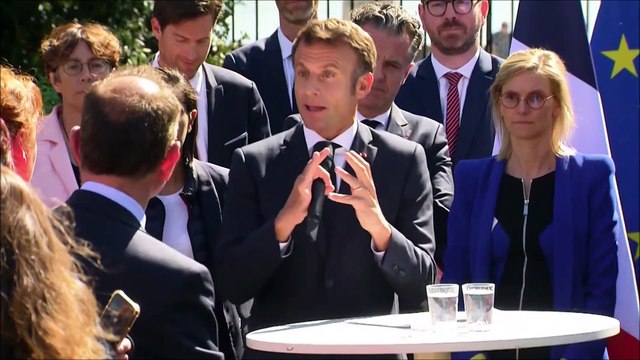 évidemment, la guerre a tout fait bousculer et ça n'a rien à voir avec le conflit en Russie !!!! Encore des paroles contradictoires à 15 jours d'intervalle...