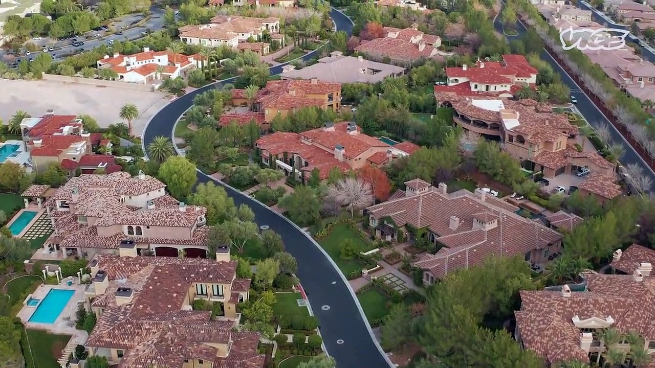 Betraying the Badge - Se1 - Ep02 - HD Deutsch