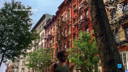 I Live With Models - Se2 - Ep06 HD Watch HD Deutsch