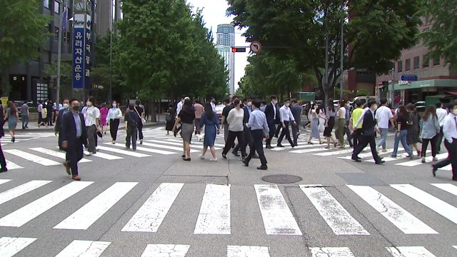 [뉴스라이브] 키워드로 보는 '2022 한국 경제'...염승환의 새해 전망은? / YTN