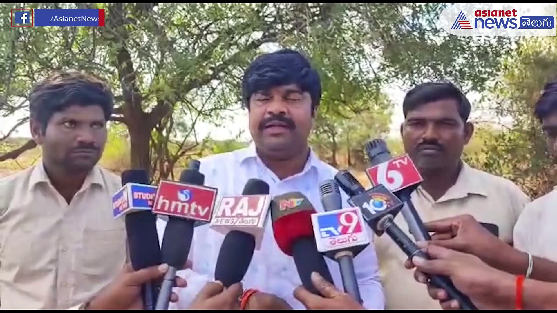 హైదరాబాద్ మేయర్ పై భూకబ్జా ఆరోపణలు... వికారాబాద్ లో బాధితుల ఆందోళన  