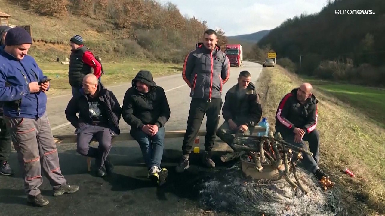 Kosovo: Serbien kündigt Rückbau von Straßensperren an