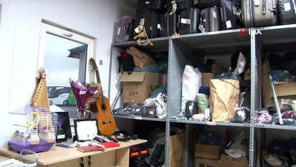 Valiz unutulur, çanta unutulur, telefon unutulur, unutulur da unutulur… Otobüste böylesi görülmedi: Bakın ne unuttular