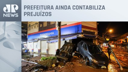 Chuva provoca alagamento e destruição em São Carlos (SP)