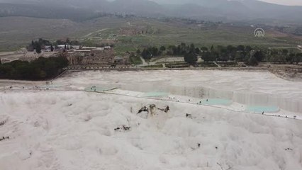 Pamukkale'deki turizmciler yeni yıldan umutlu