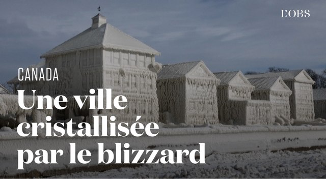 Au Canada, le blizzard couvre de glace les maisons de Crystal Beach