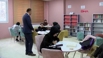 SİİRT'TE KÜTÜPHANESİZ OKUL KALMADI, KİTAP SAYISI YÜZDE 400 ARTTI