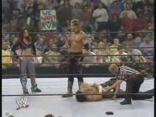 Lita gives Matt Hardy the Twist of Fate