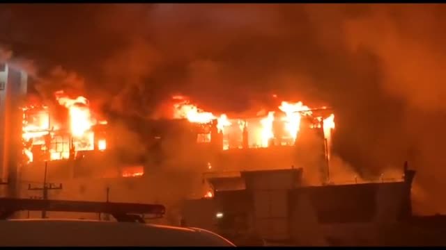 Al menos 30 muertos en el incendio de un casino en Camboya