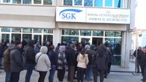 Edirne'de Eyt'liler Sgk Önünde Uzun Kuyruk Oluşturdu