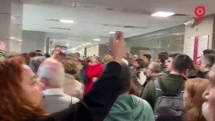 Fincancı davasında ‘tutukluluğa devam’ kararı sonrası ‘Şebnem hoca onurumuzdur’ sloganı atıldı