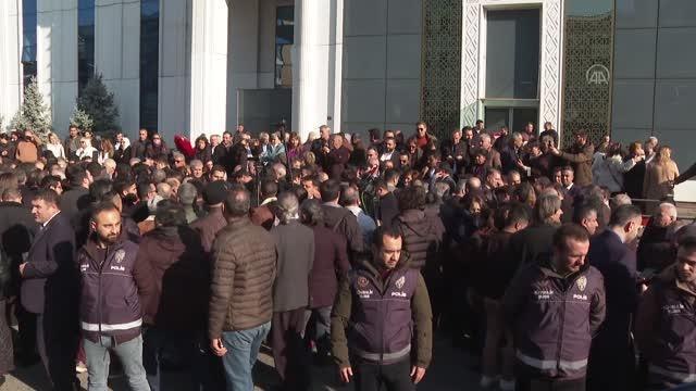 İYİ Parti ve CHP'li üyeler, AK Parti ilçe meclis üyesinin paylaşımına tepki gösterdi