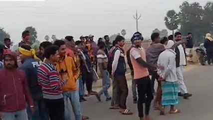 Video herunterladen: नवादा: अभी-अभी व्यापार मंडल अध्यक्ष पर अपराधियों ने चलाई गोली, मची अफरा-तफरी