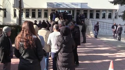 AFYONKARAHİSAR - EYT'liler SGK önlerinde yoğunluk oluşturdu