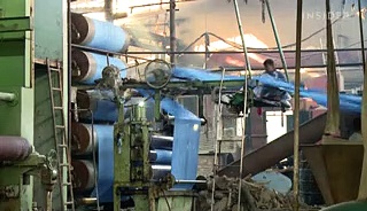 How fast fashion is poisoning Pakistan's drinking water