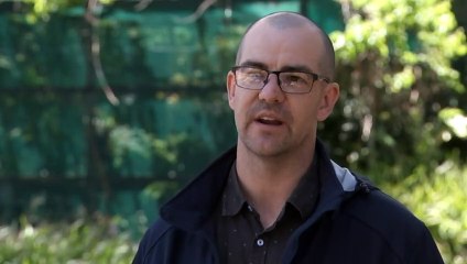 Kangaroo island tourists asked to help with wildlife research