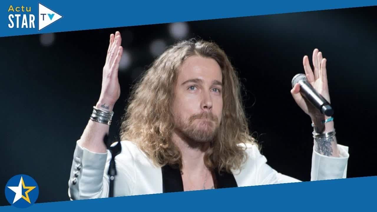 Julien Doré, clap de fin pour le chanteur qui met sa carrière entre parenthèses : "Fini le show-busi