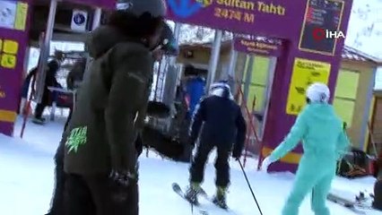 Türkiye'ye Rus akını sürüyor! Yazın Antalya'ya, kışın ise...