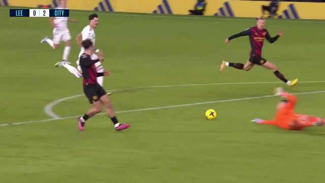 FOOTBALL HIGHLIGHTS | CITY SHOW FINE DISPLAY TO DISMANTLE LEEDS AND CLOSE GAP AT THE TOP | Leeds 1-3 Man City | Sports World